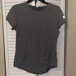 Under Armour Women's Gray T-Shirt